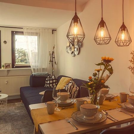 Goldrausch - Glanzvolle Ferienwohnung In Meissen Am Lutherplatz Esterno foto