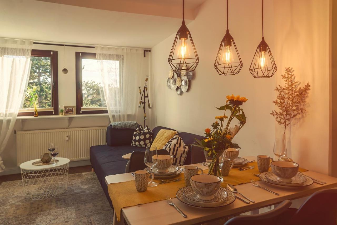 Goldrausch - Glanzvolle Ferienwohnung In Meissen Am Lutherplatz Esterno foto